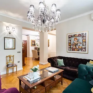 Casa Lu Bucureşti