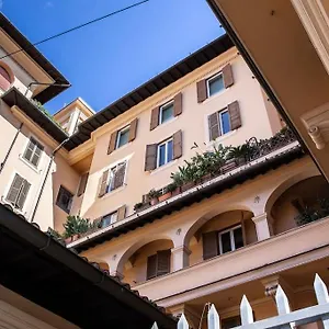  Apartment Heart Of Rome-napoleone Apartment-10 To Colosseo Italy