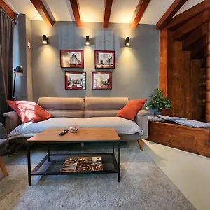  Apartment The-point Lovely In Center Of